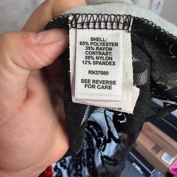 Womans Cato grey and black floral sheer lace back tshirt size XL - Picture 6 of 6